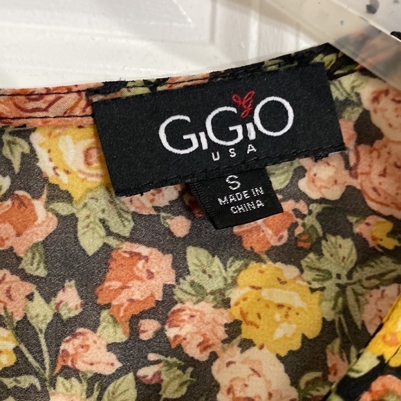 Gigio Floral Blouse - Picture 4 of 7
